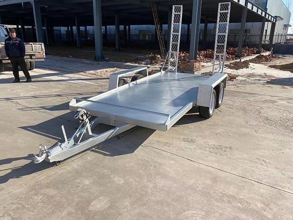 應(yīng)該怎樣保證平板掛車輪胎的使用壽命？